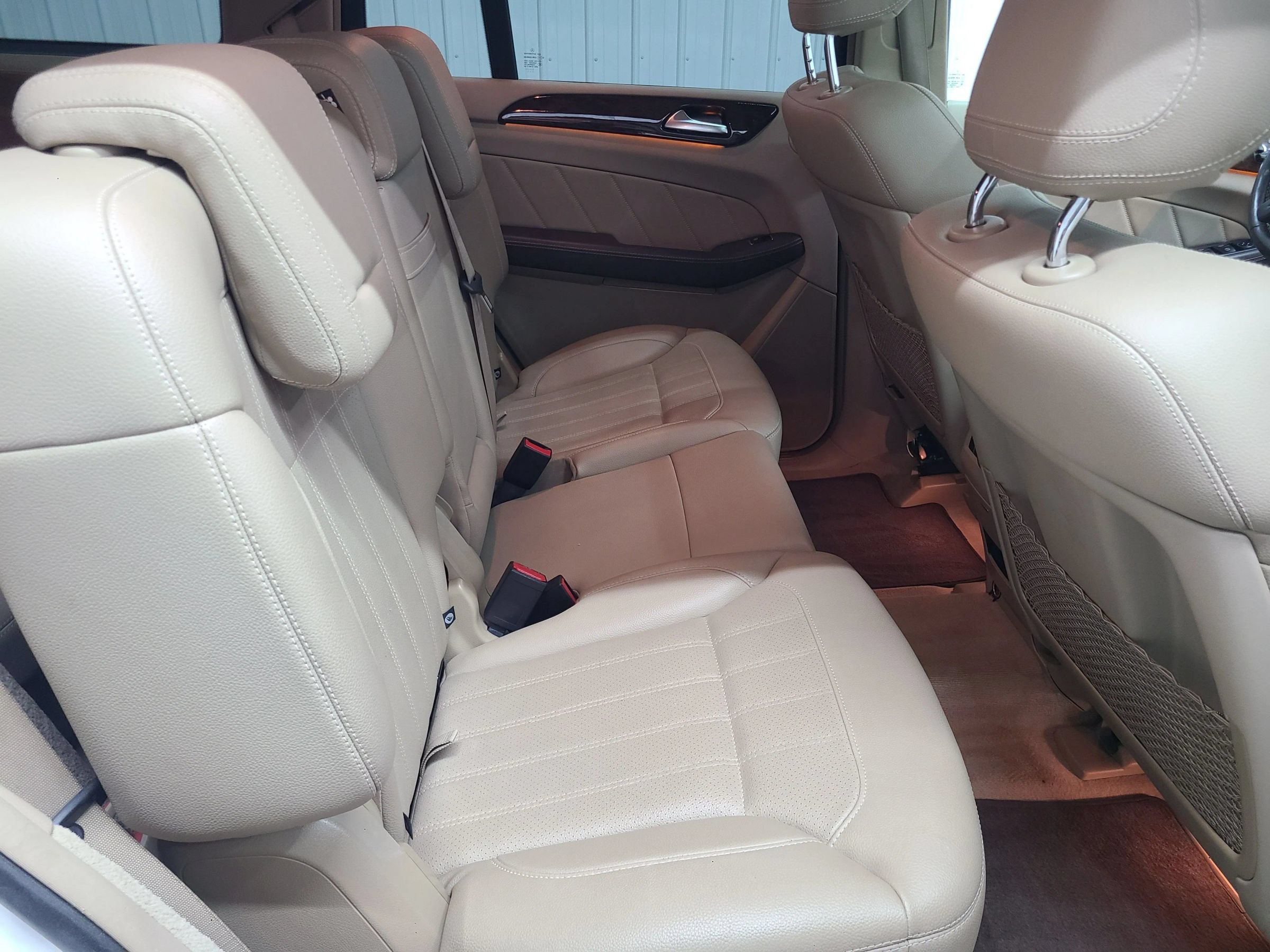 Used 2016 Mercedes-Benz GL 450 4MATIC image 40