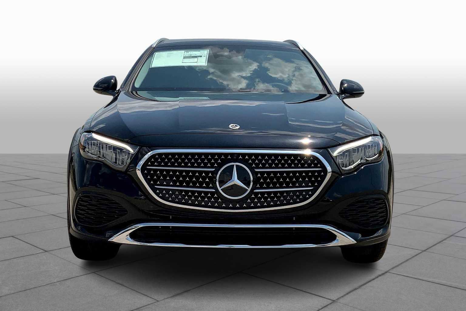 New 2025 Mercedes-Benz E 450 4MATIC All-Terrain Wagon image 3