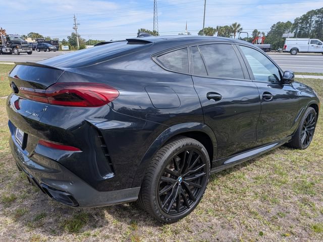 Used 2022 BMW X6 xDrive40i w/ M Sport Package AWD/4WD image 3