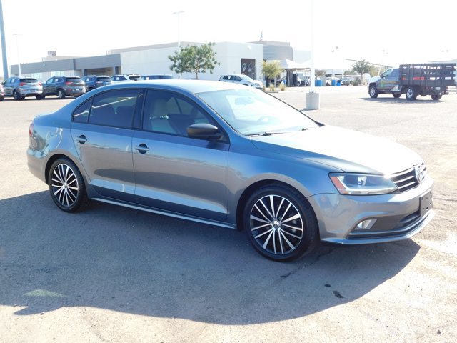 Used 2017 Volkswagen Jetta Sport FWD image 6