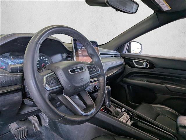 Used 2023 Jeep Compass Latitude AWD/4WD image 9