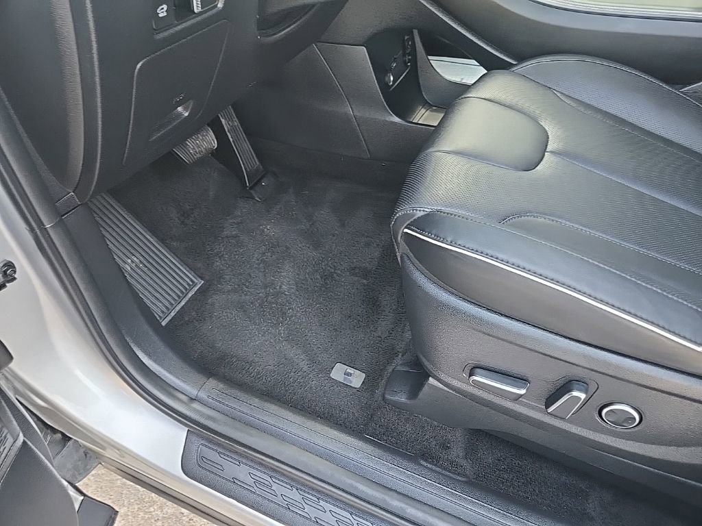 Used 2025 Hyundai Palisade SEL image 32