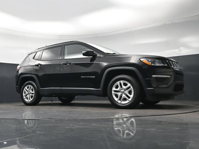 Used 2018 Jeep Compass Sport FWD image 31