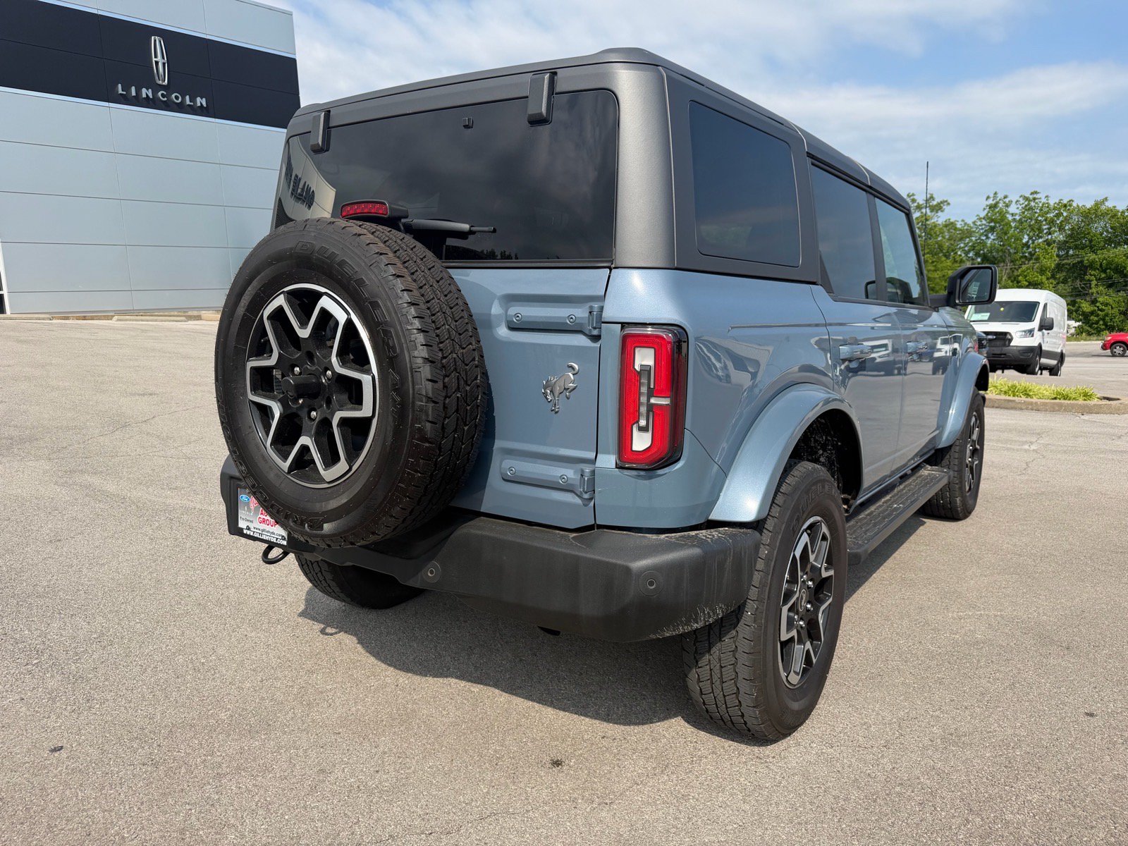 Used 2023 Ford Bronco Outer Banks AWD/4WD image 22