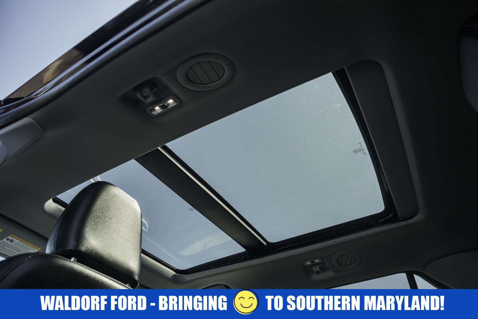 Used 2022 Ford Explorer XLT w/ Equipment Group 202A image 72