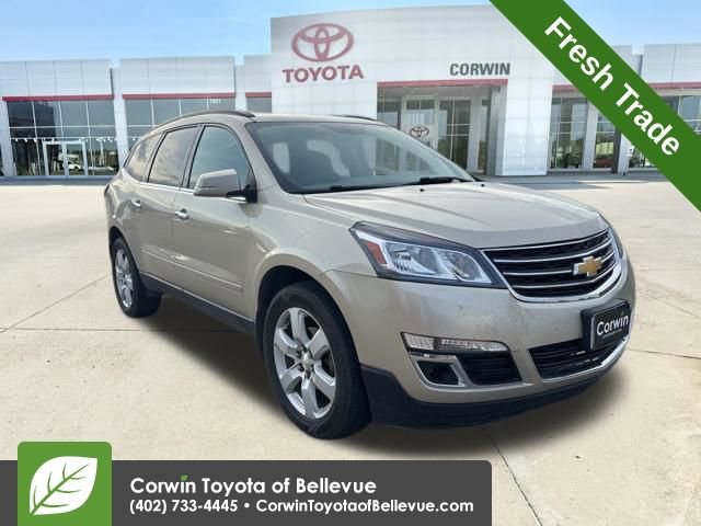 Used 2016 Chevrolet Traverse LT w/ Style and Technology Package FWD image 1