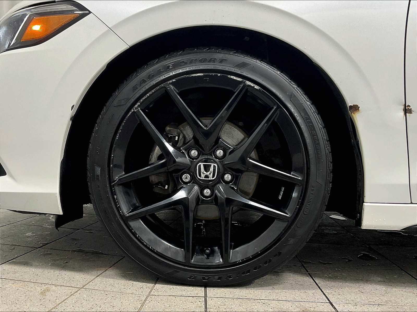 Used 2023 Honda Civic Sport image 7