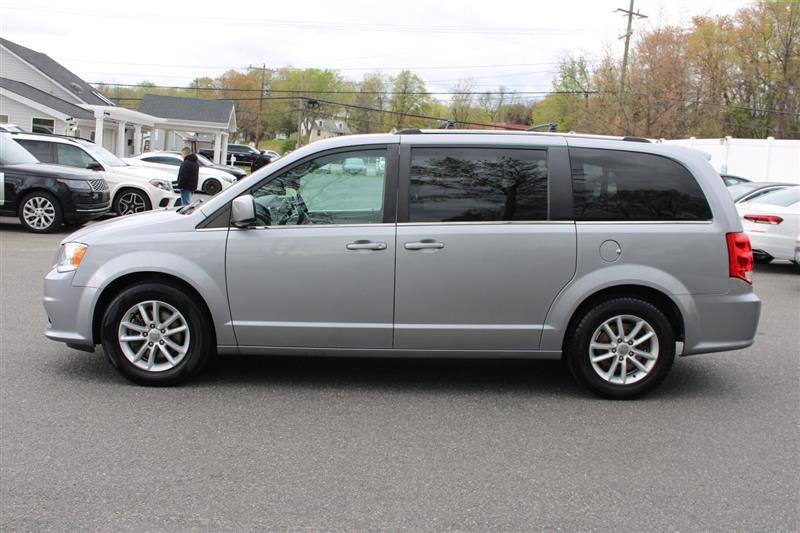 Used 2020 Dodge Grand Caravan SXT image 5