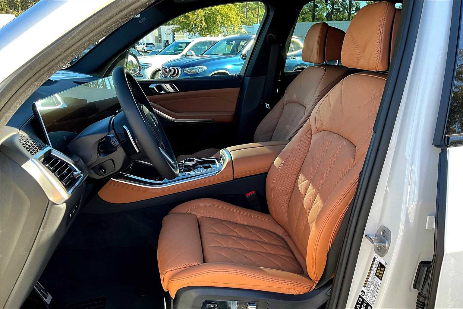 New 2026 BMW X5 M60i image 9