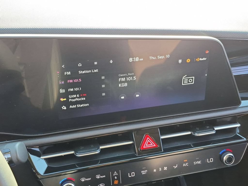 Certified 2025 Kia Niro EX FWD image 13