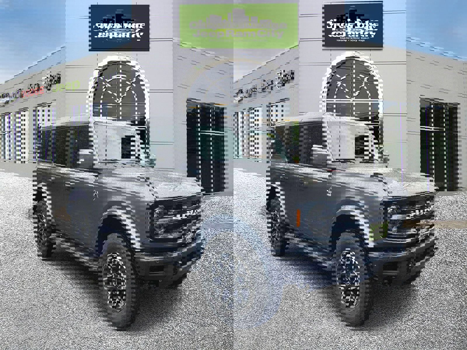 Used 2024 Ford Bronco Outer Banks image 4