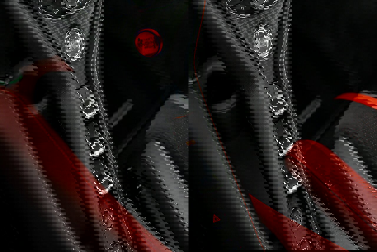 Used 2018 McLaren 720S image 41