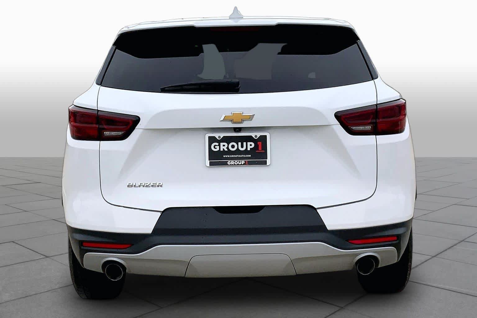 Certified 2025 Chevrolet Blazer LT FWD image 5