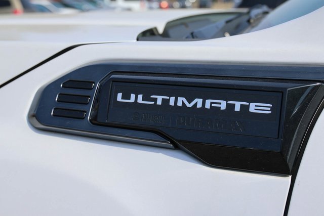 Used 2025 GMC Sierra 2500 Denali Ultimate image 8