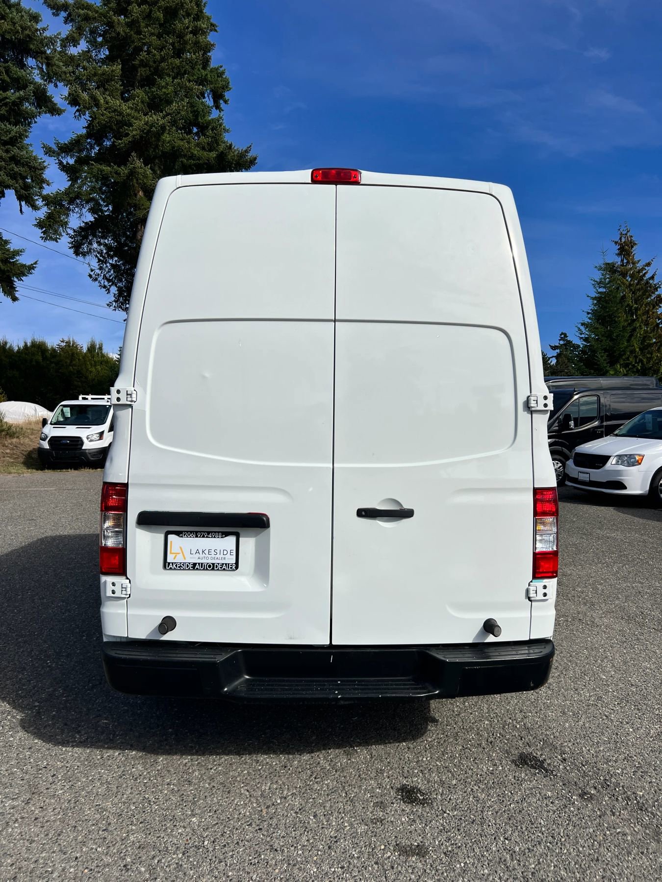 Used 2015 Nissan NV 2500 S w/ Power Package image 6