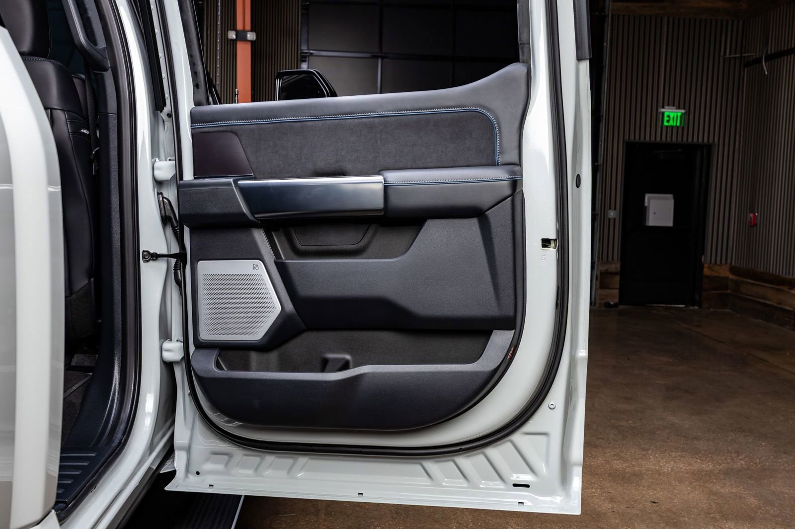 Used 2026 Ford F250 Platinum image 39