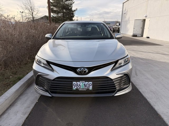 Used 2022 Toyota Camry LE image 8