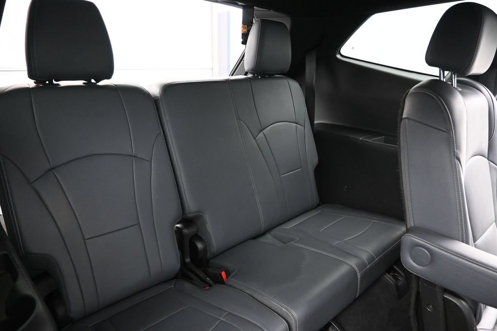 Used 2022 Buick Enclave Premium FWD image 14