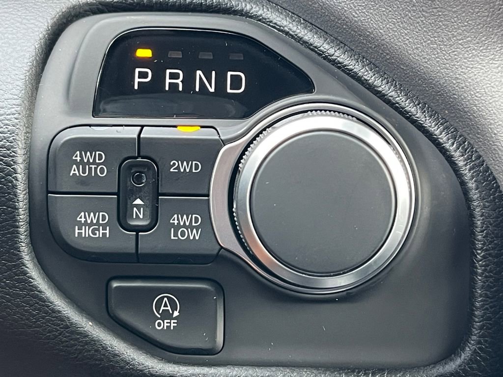 New 2026 RAM 1500 4x4 Crew Cab image 10