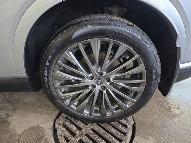 Used 2025 Lexus RX 350 w/ Convenience Package image 33