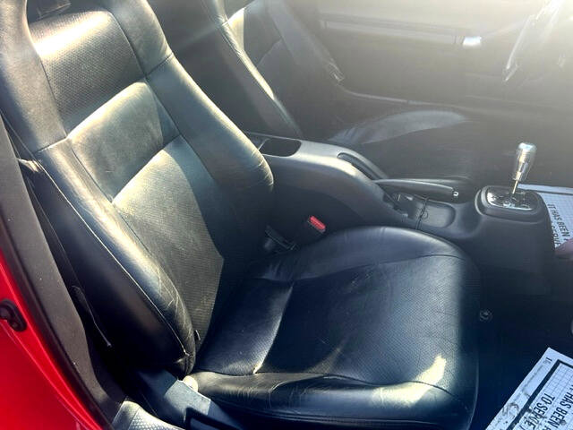 Used 2003 Toyota MR2 image 17