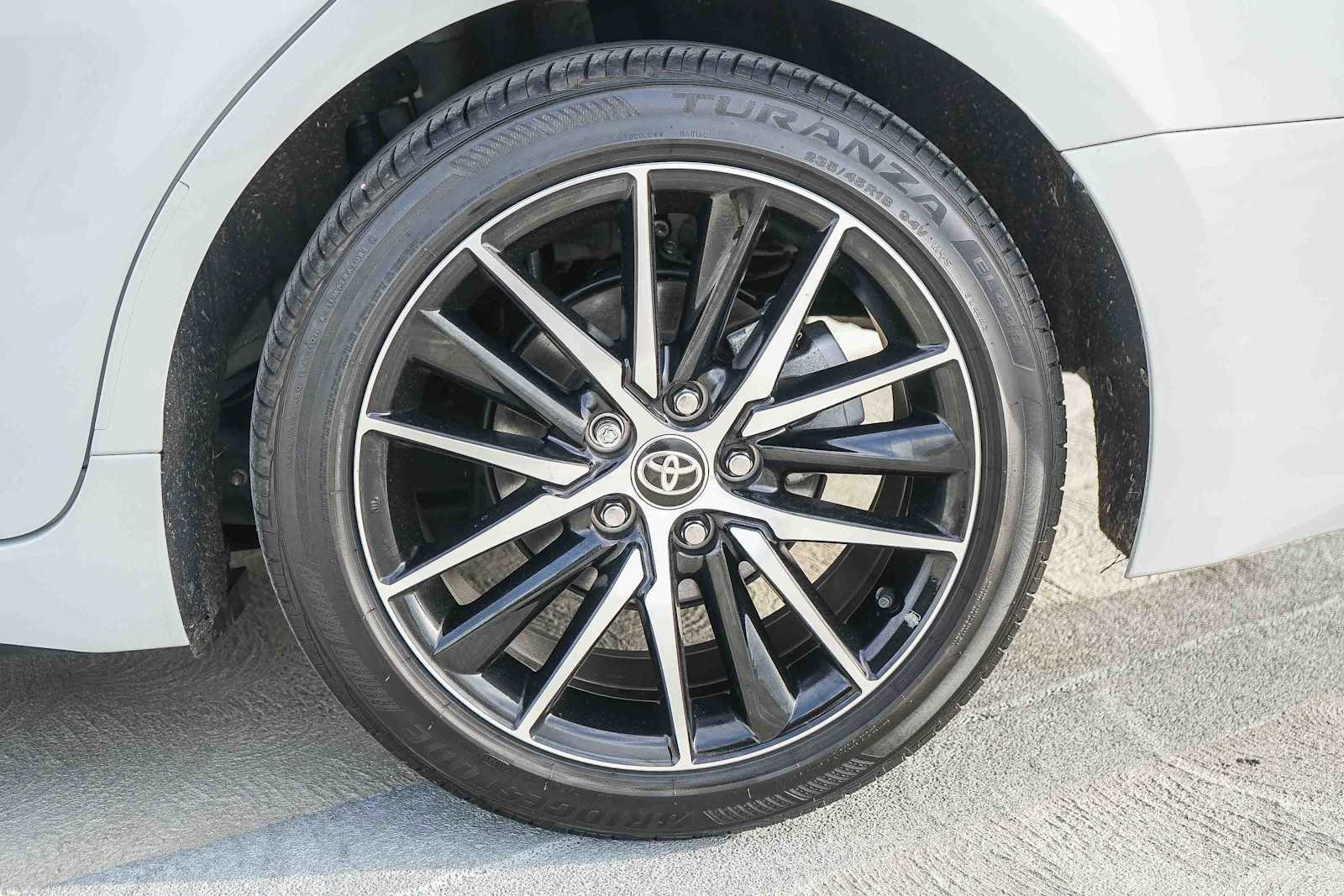 Used 2024 Toyota Camry SE image 10