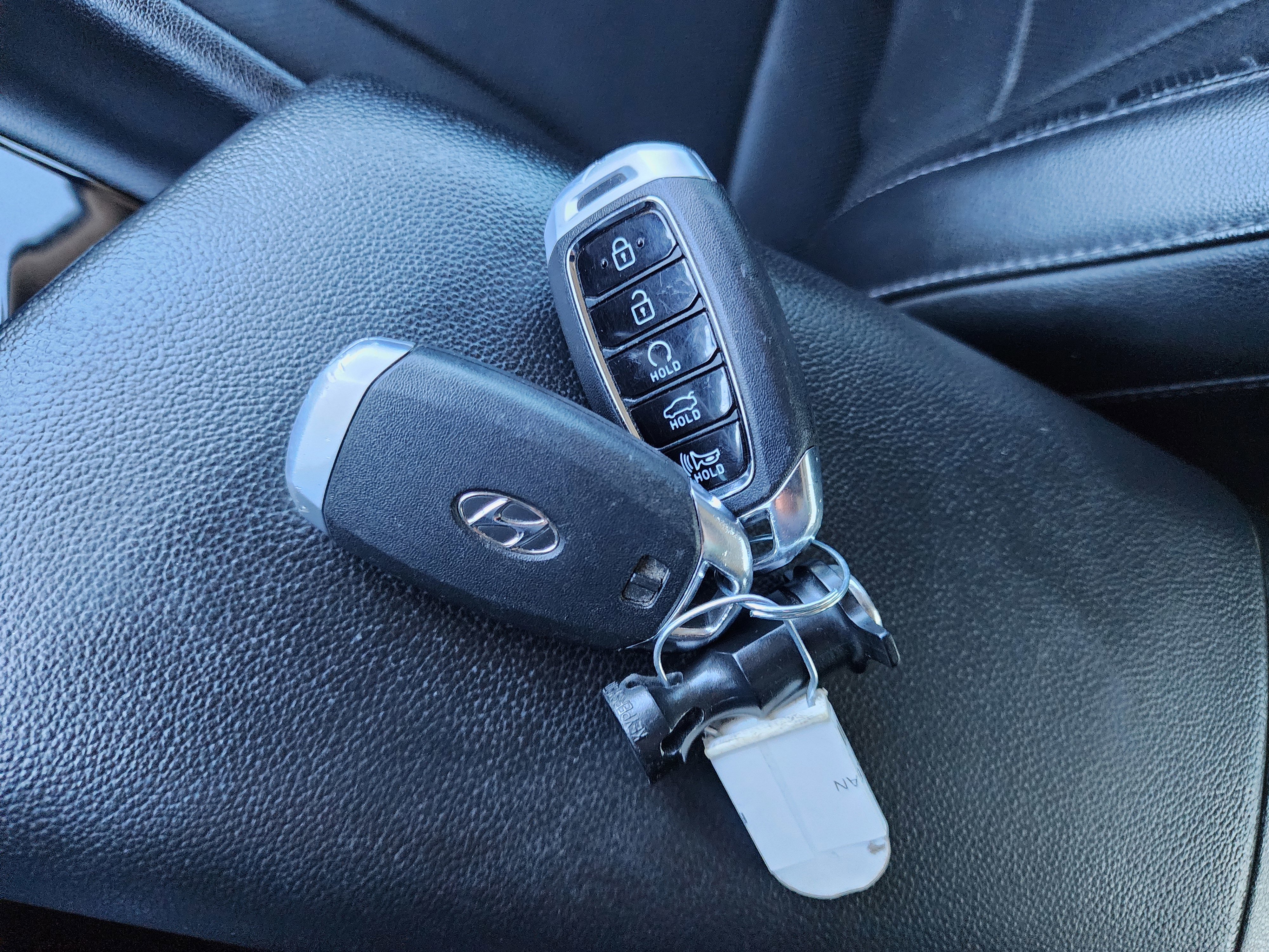 Used 2021 Hyundai Elantra Limited image 28