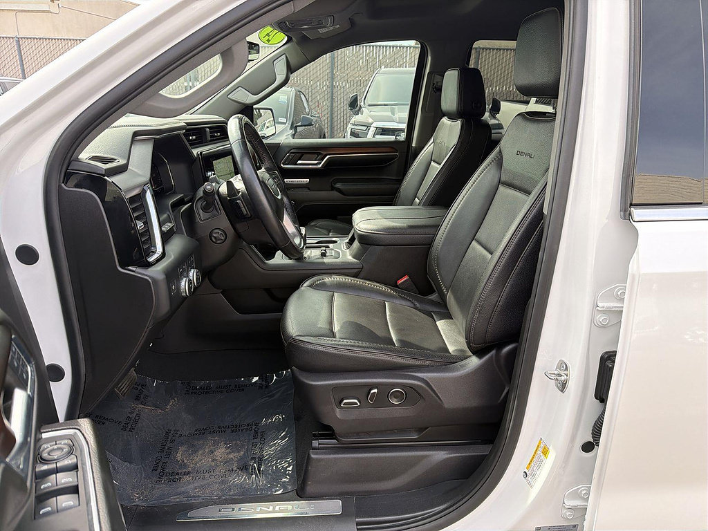 Used 2024 GMC Sierra 1500 Denali w/ Technology Package AWD/4WD image 18