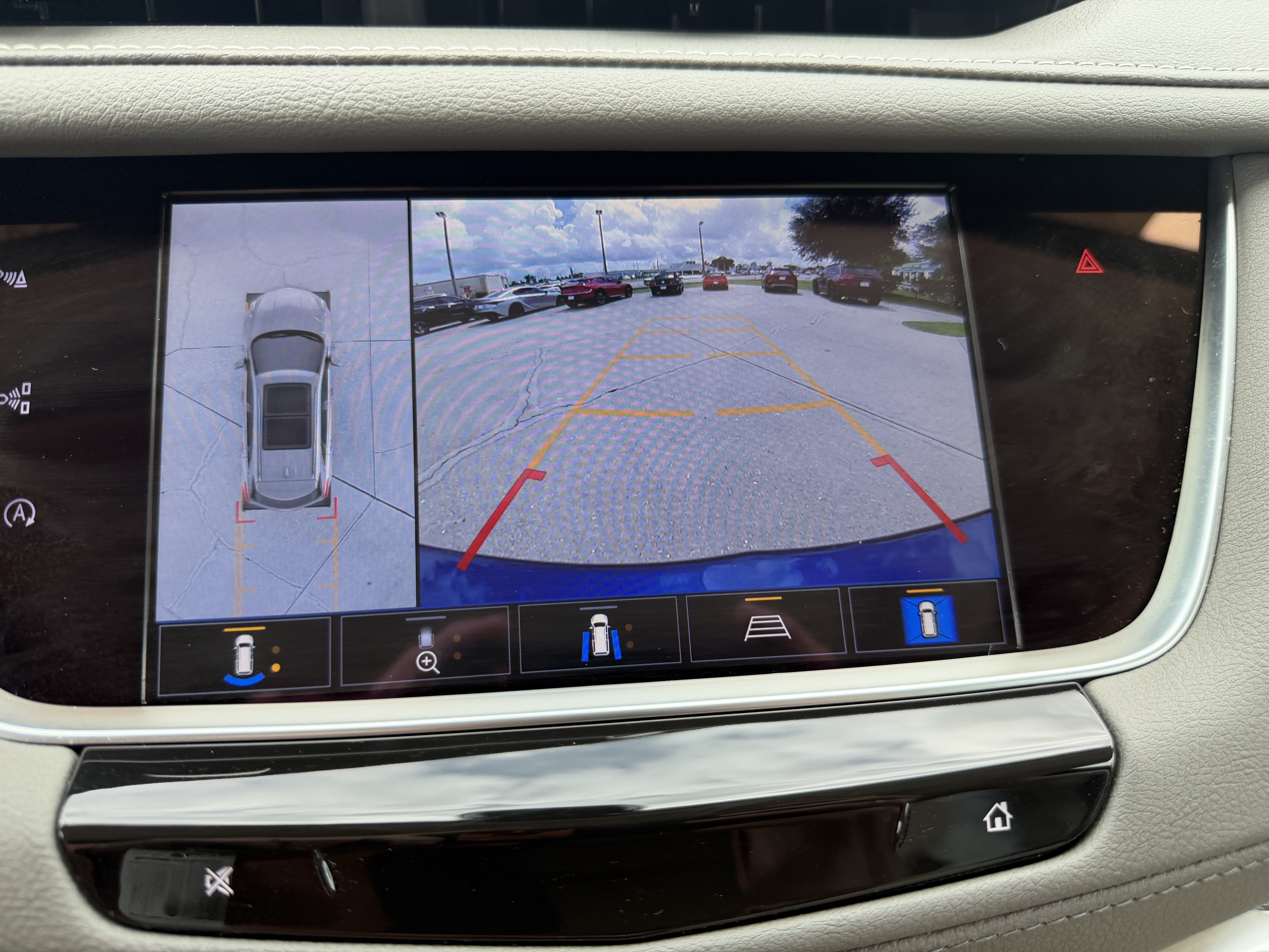 Certified 2026 Cadillac XT5 Premium Luxury w/ Driver Assist Package AWD/4WD image 23
