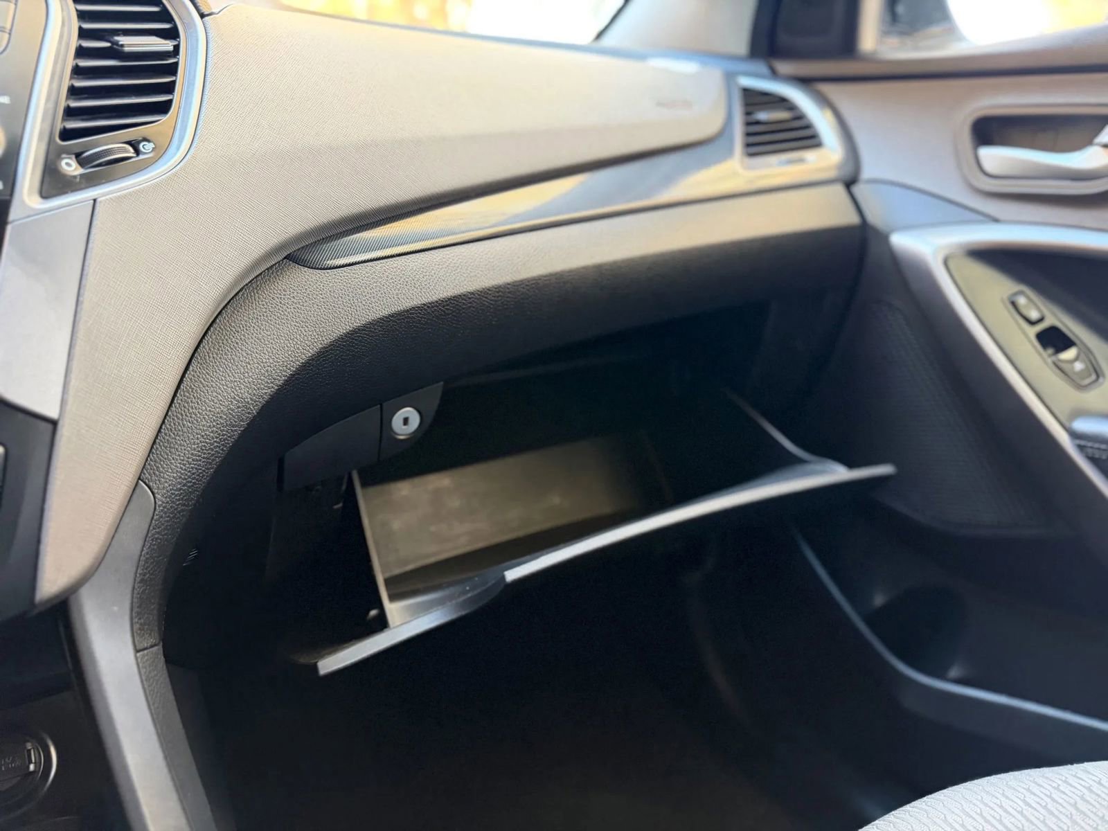 Used 2016 Hyundai Santa Fe Sport image 36