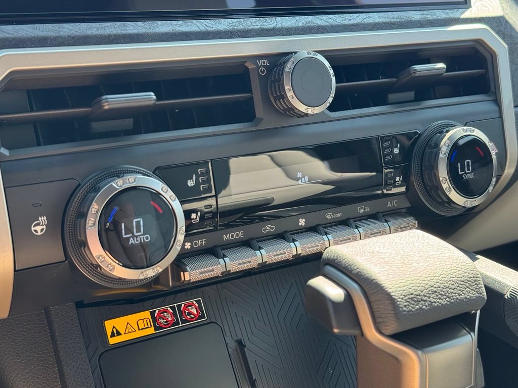 Used 2026 Toyota Tacoma Limited AWD/4WD image 29
