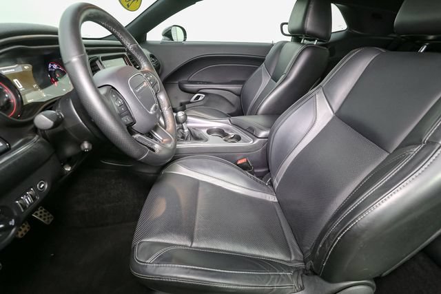 Used 2016 Dodge Challenger R/T Plus RWD image 38
