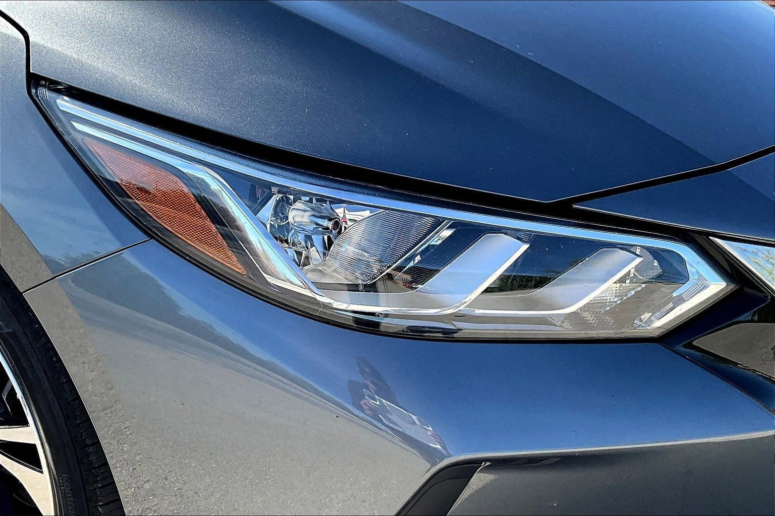 Certified 2022 Nissan Sentra SV w/ Electronics Package FWD image 31