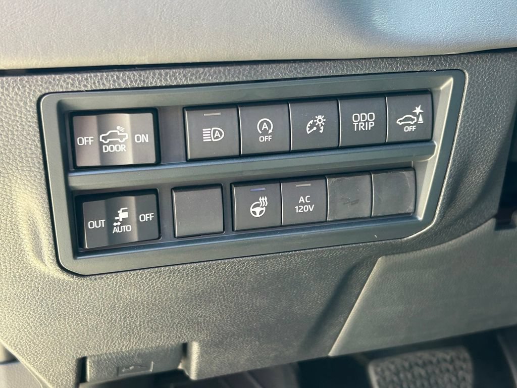 Certified 2024 Toyota Tundra Platinum AWD/4WD image 31
