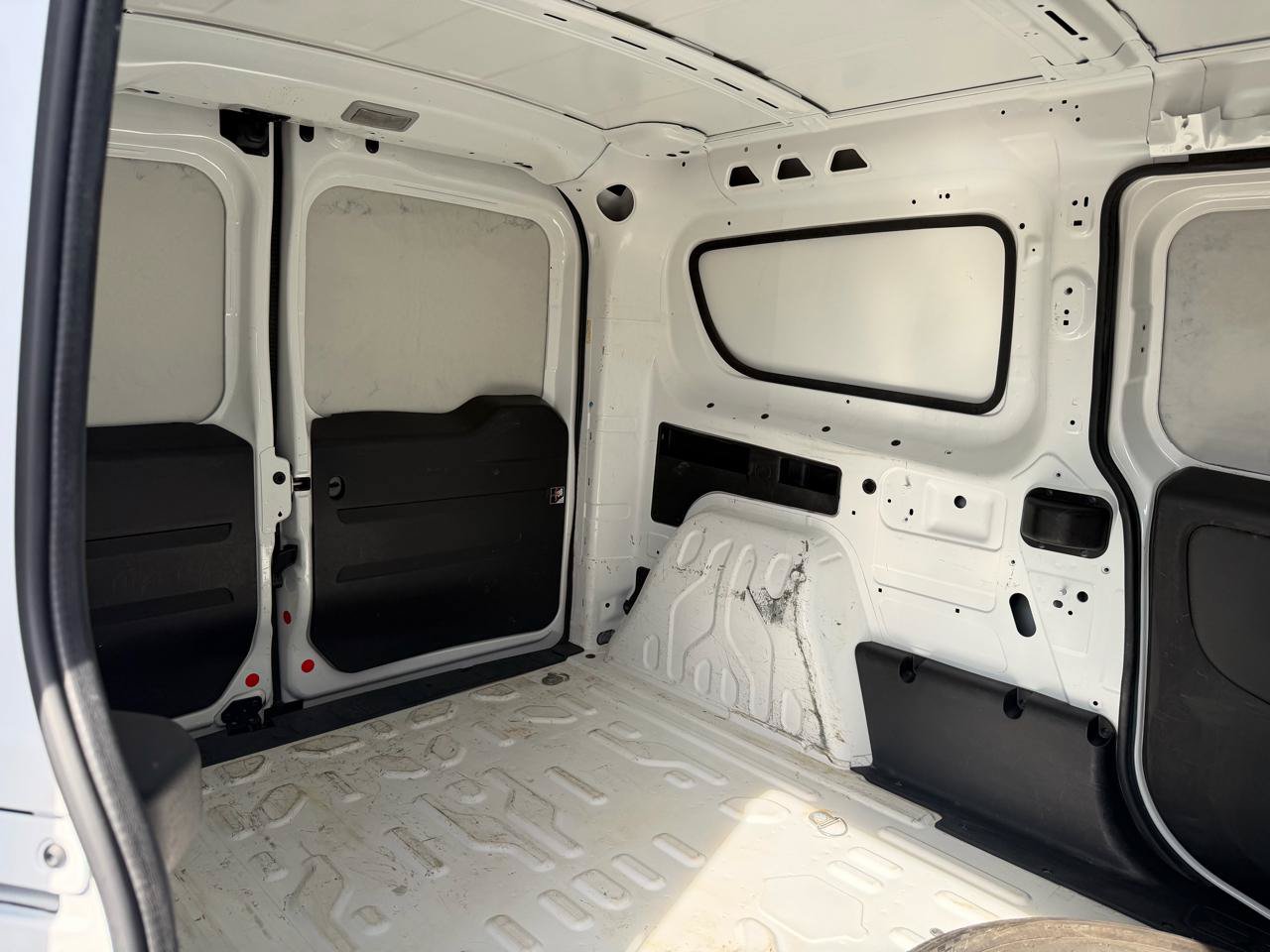 Used 2019 RAM ProMaster City Tradesman FWD image 17