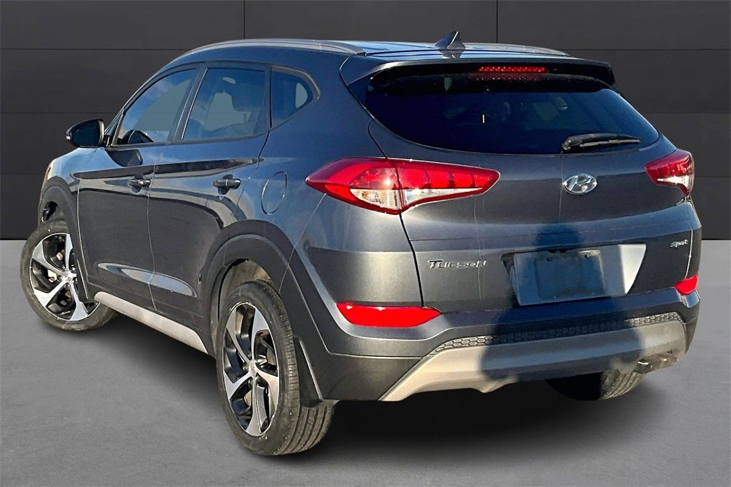 Used 2018 Hyundai Tucson Sport image 12
