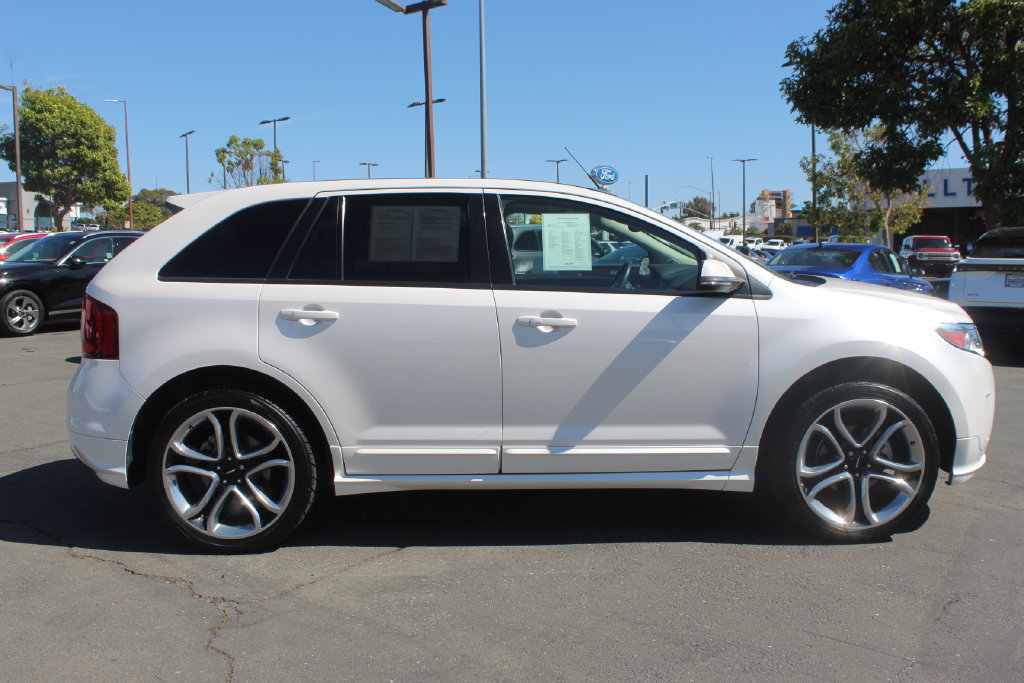 Used 2014 Ford Edge Sport w/ Driver Entry Package AWD/4WD image 6