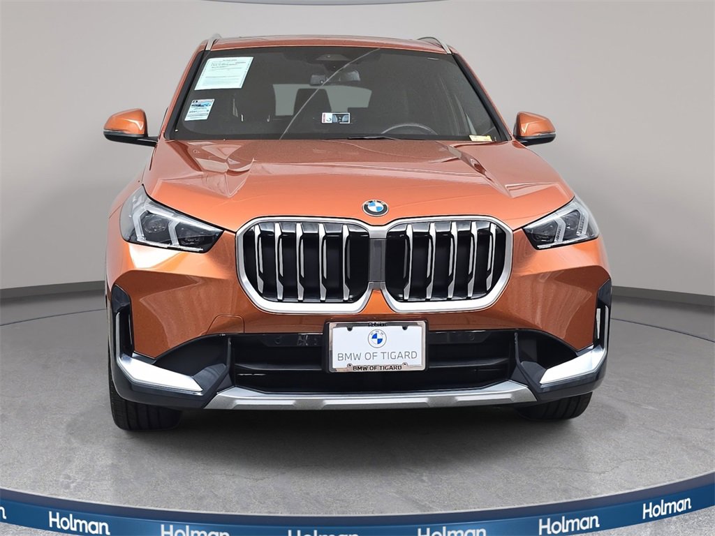 Used 2025 BMW X1 xDrive28i w/ Convenience Package image 3