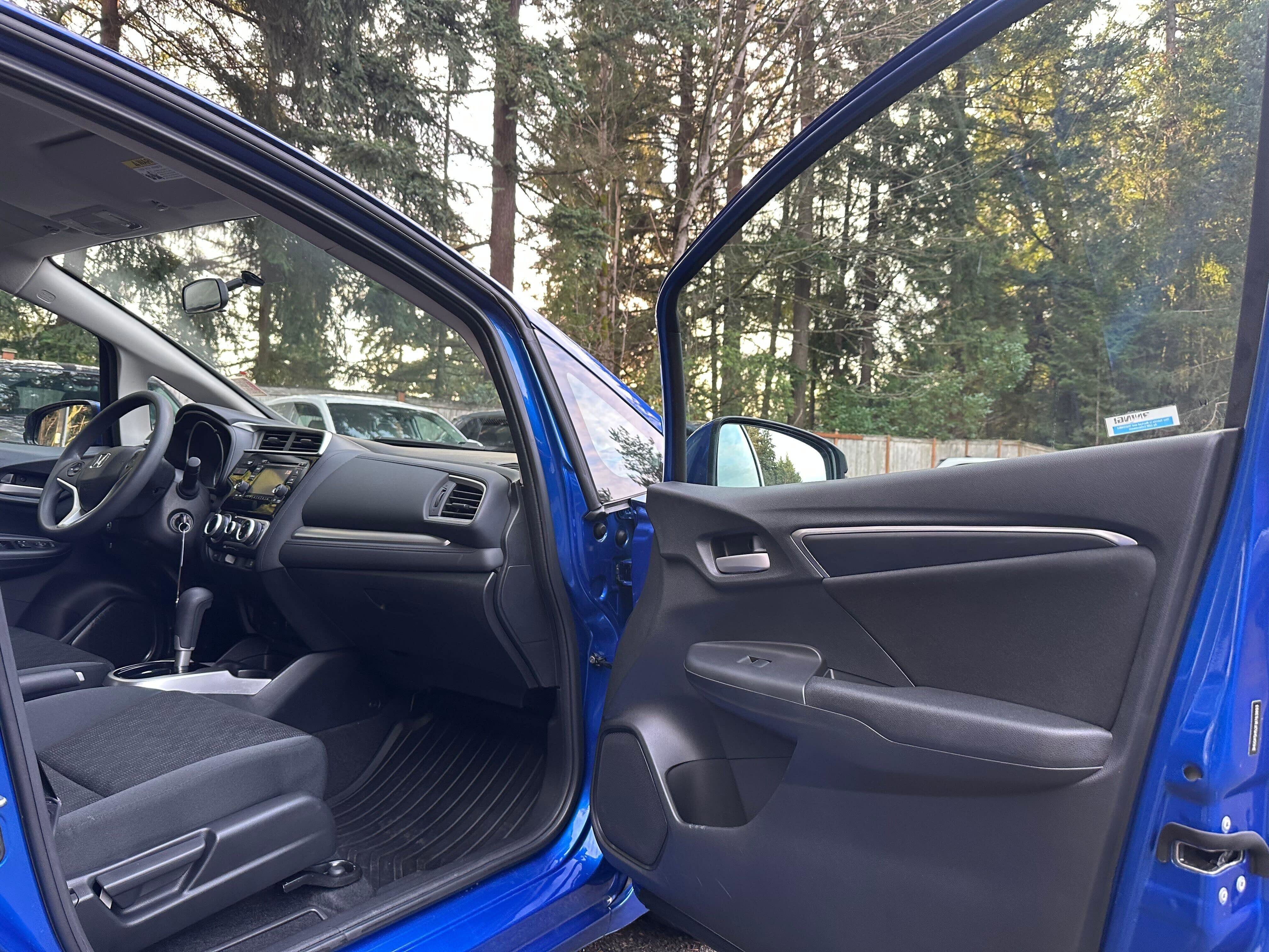 Used 2015 Honda Fit LX image 11