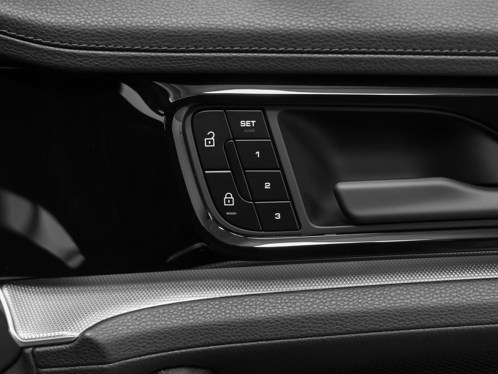 New 2026 Porsche Panamera 4 AWD/4WD image 21