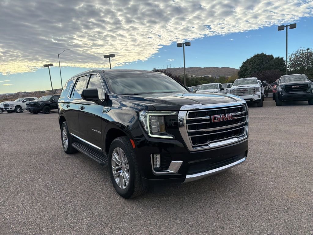 Used 2021 GMC Yukon SLT image 3