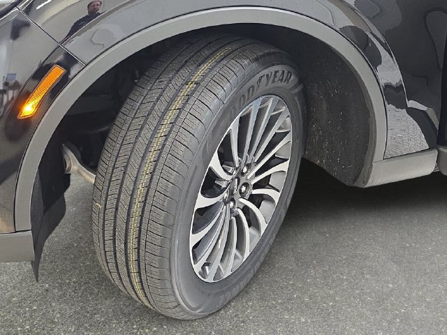 Certified 2024 Lincoln Aviator AWD w/ Premium Package image 29