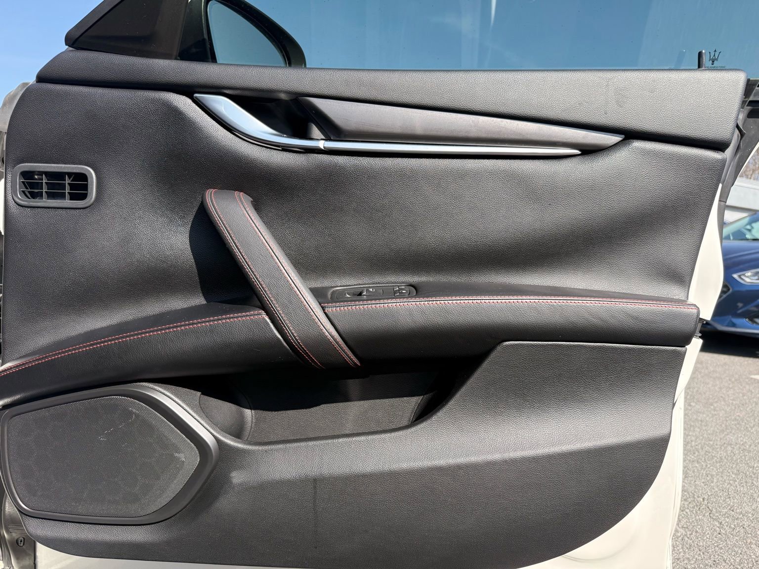 Used 2018 Maserati Ghibli image 32