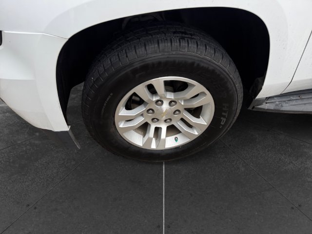 Certified 2020 Chevrolet Suburban LT RWD image 9