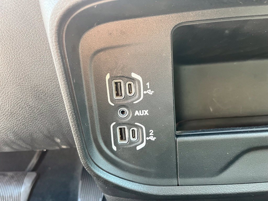 Used 2024 RAM 2500 Big Horn AWD/4WD image 18