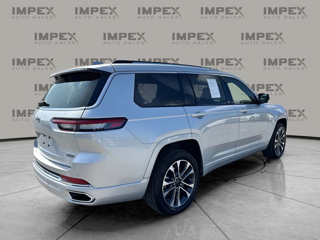 Used 2021 Jeep Grand Cherokee L Overland w/ Luxury Tech Group IV AWD/4WD image 5