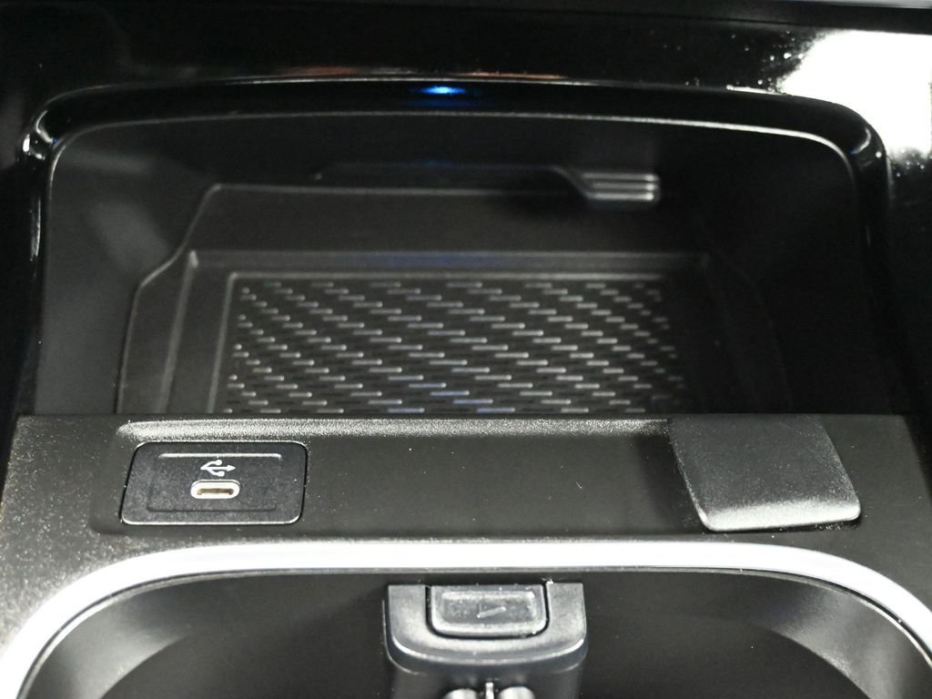 Used 2025 Mercedes-Benz CLA 250 4MATIC image 22