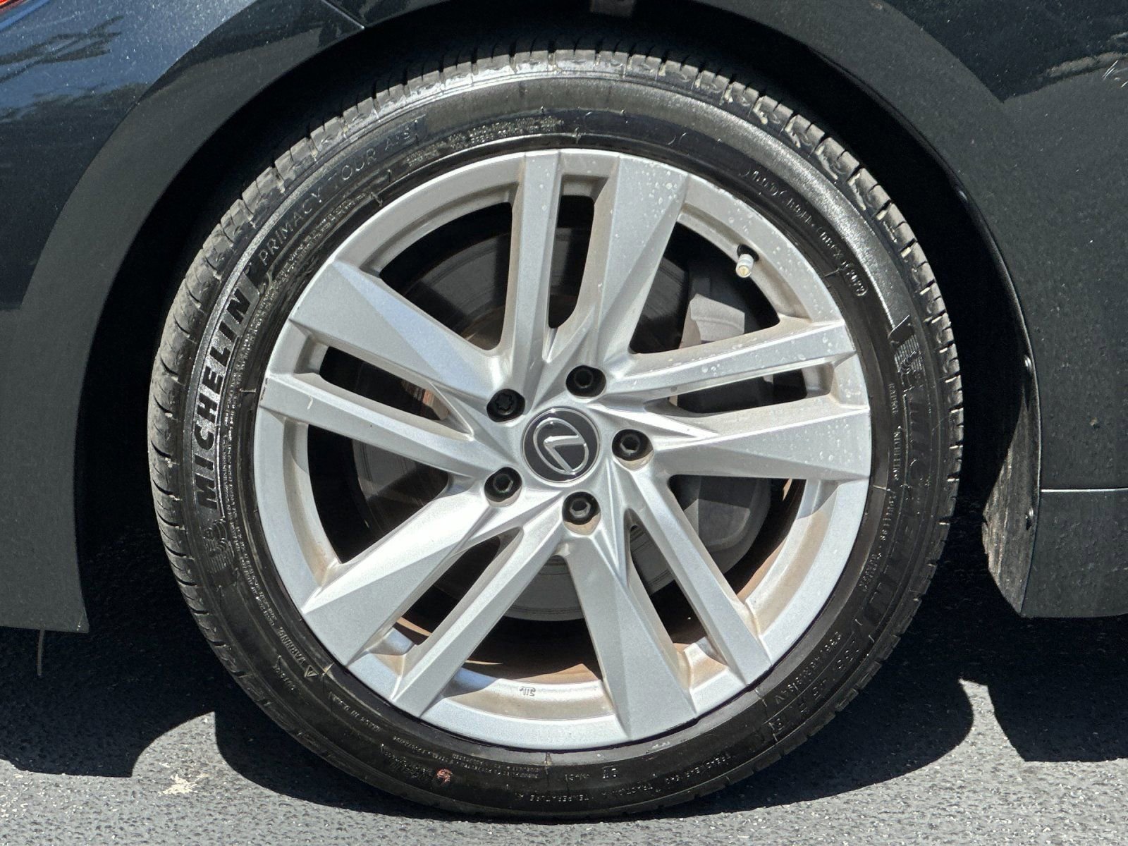 Used 2024 Lexus IS 300 w/ Comfort Package RWD image 31