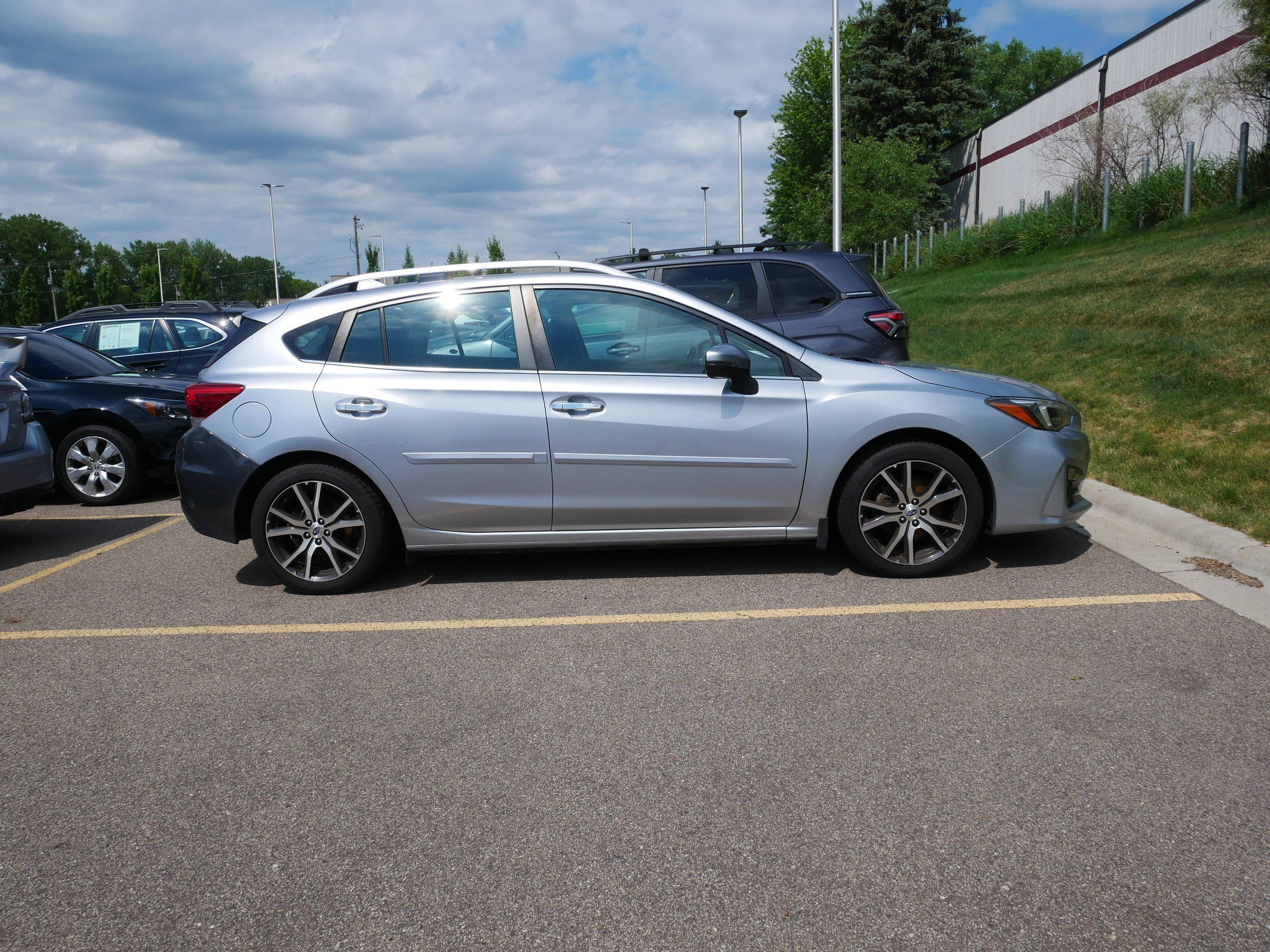 Used 2018 Subaru Impreza 2.0i Limited AWD/4WD image 2
