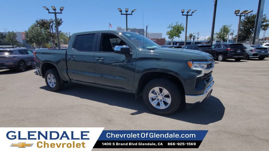 Certified 2025 Chevrolet Silverado 1500 LT RWD image 2